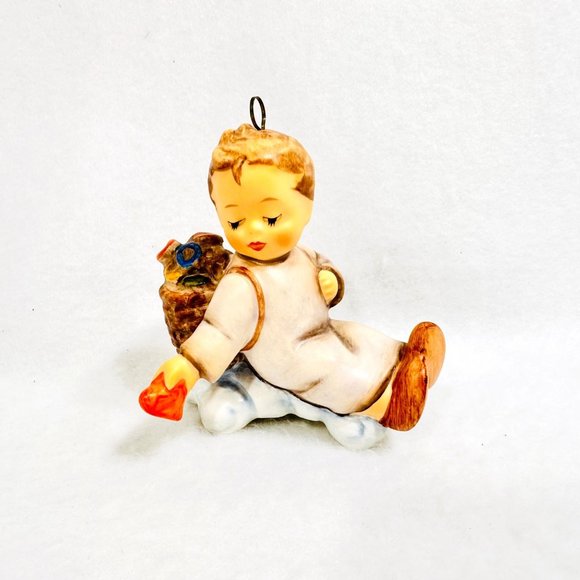 Goebel Hummel 481 "Love From Above" Angel Ornament - TMK-6 - Picture 2 of 10